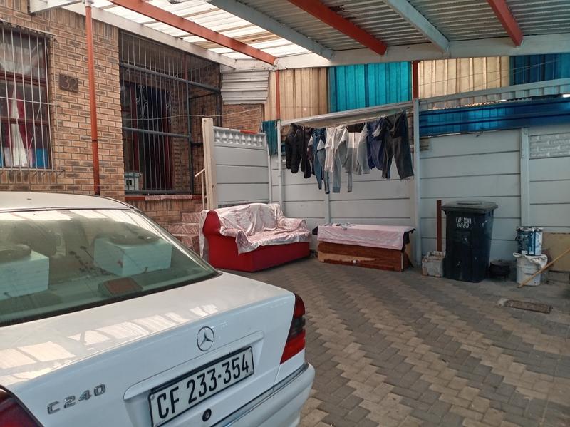 3 Bedroom Property for Sale in Eastridge Western Cape
